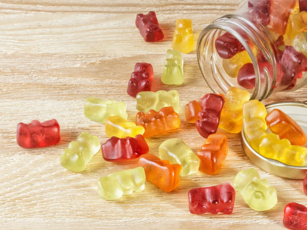 Pros and Cons of Gummy Vitamins