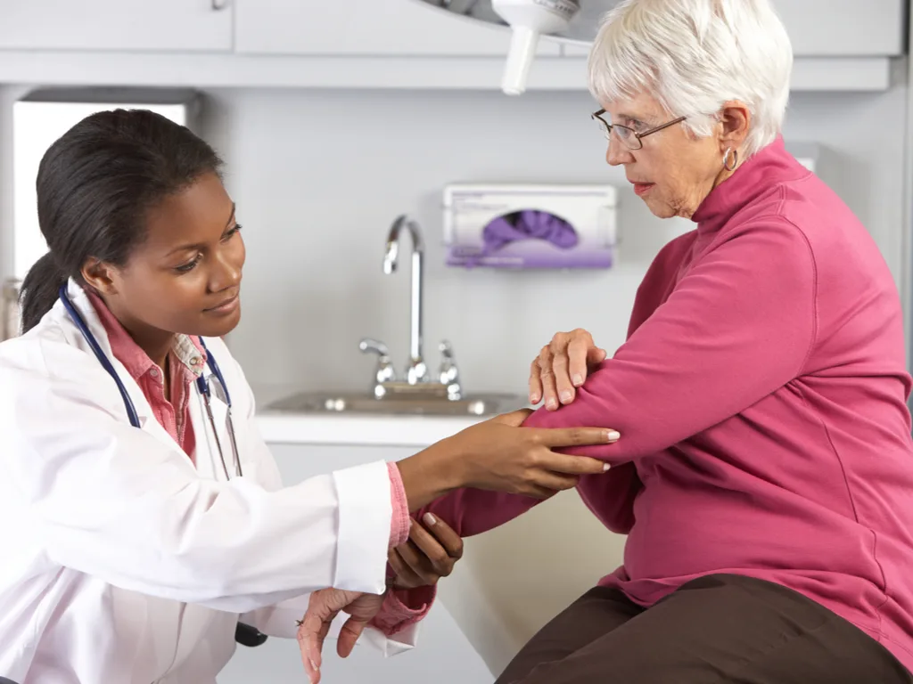 7 Types of Pain That Are Common With Aging